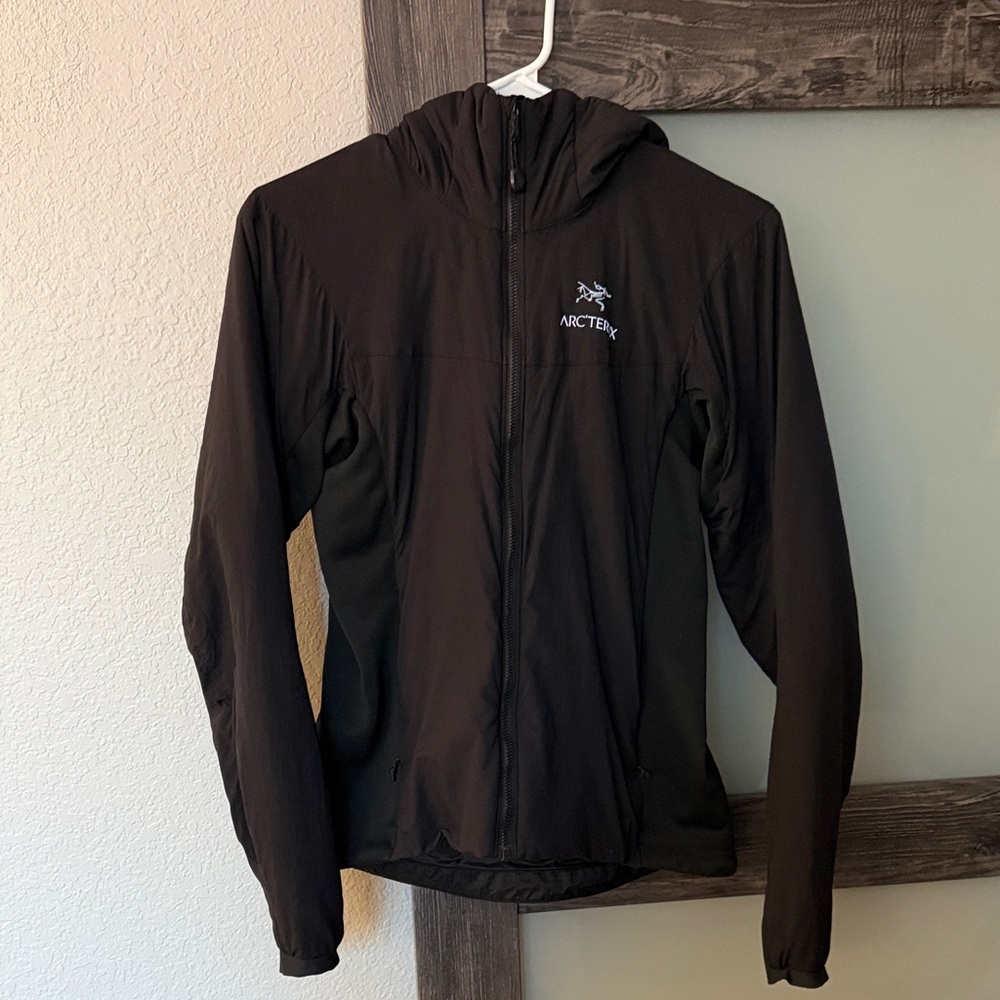 Arc'teryx Black Atom Jacket - Women’s